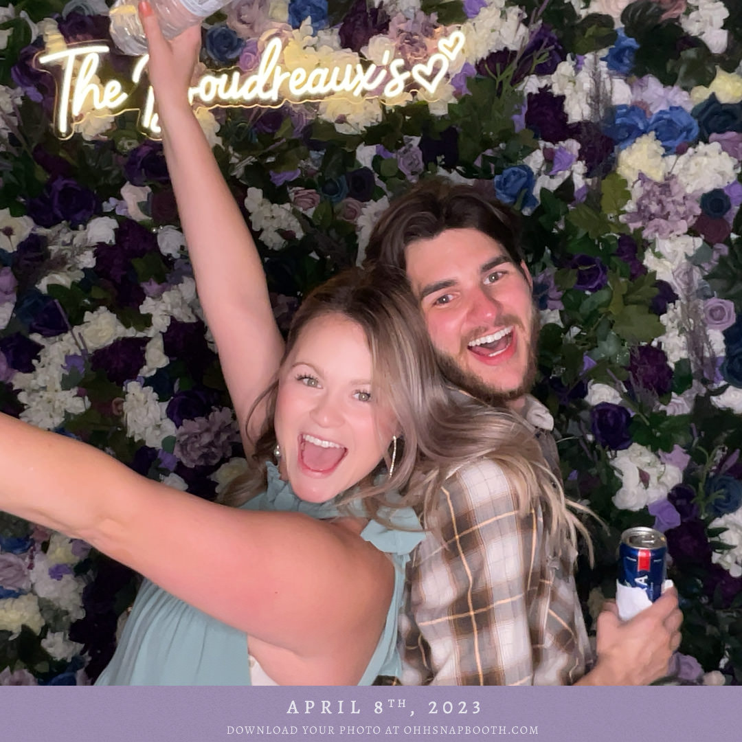 Ohh Snap Social Booth 298 | Alexandria Photo Booth Rental